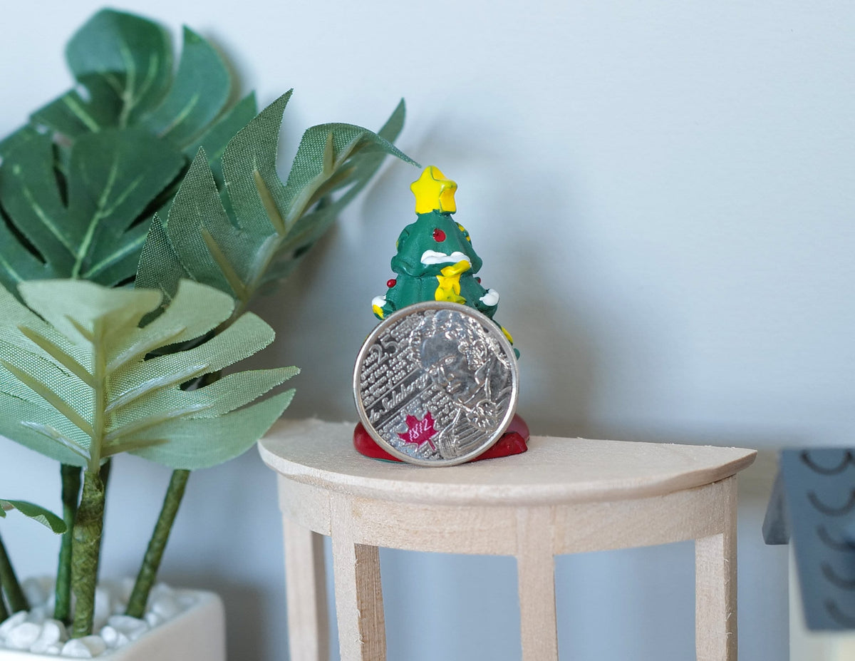 1:12 Scale Miniature Decorated Christmas Tree with Top Star, 3-1/8 inch tall, DIY Dollhouse Supply