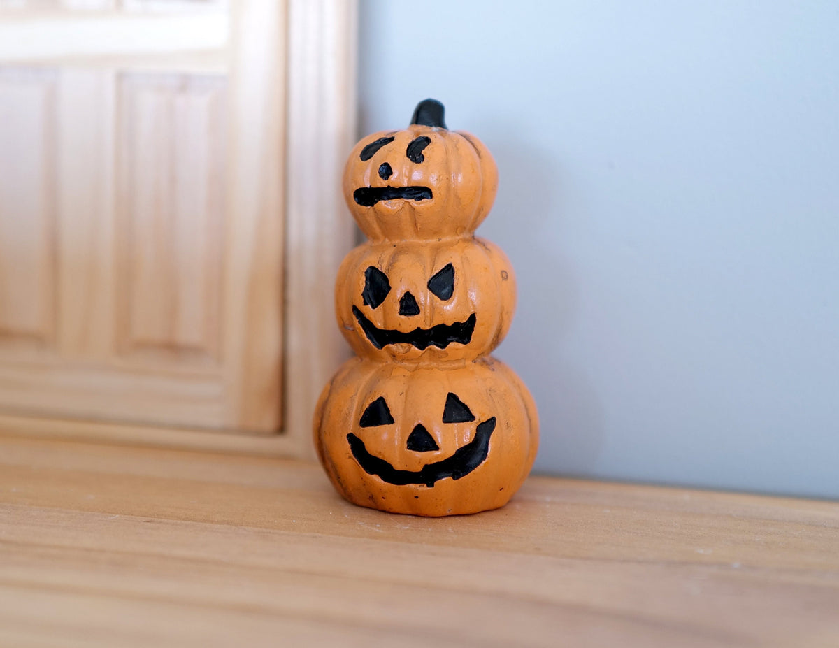 1:12 Scale Miniature Halloween Pumpkin Stack, 3 Carved Pumpkins, 2-3/8 inch tall, DIY Dollhouse Supply