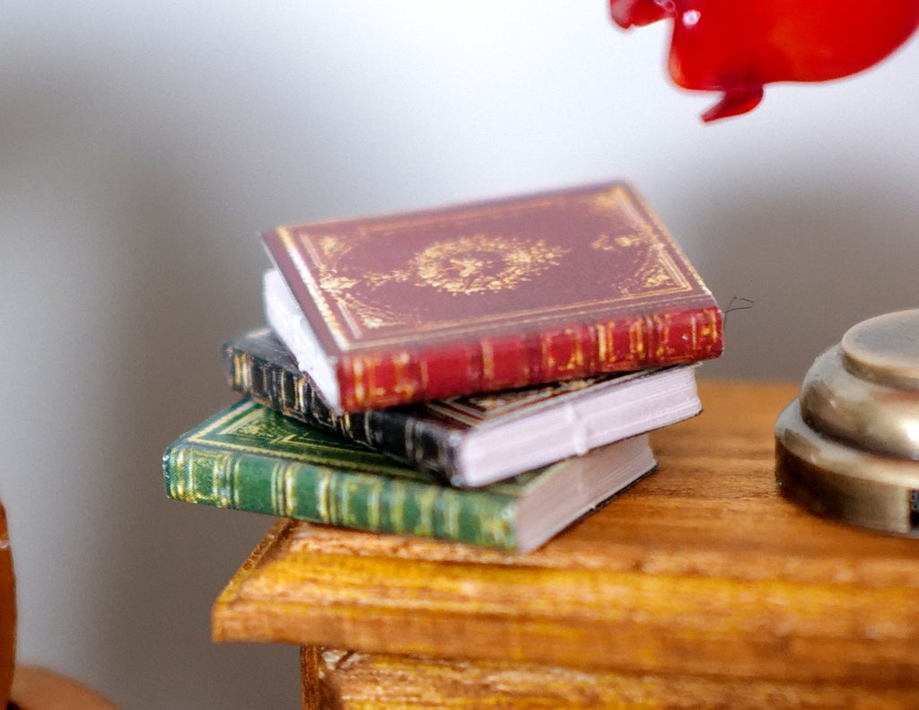 1:12 Dollhouse Supplies living room decoration miniature hardcover book set of 3 - C039
