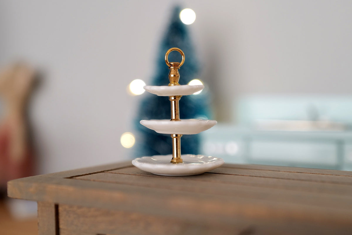 1:12 Dollhouse Miniatures serving stand Dessert or Cake Stand - E078