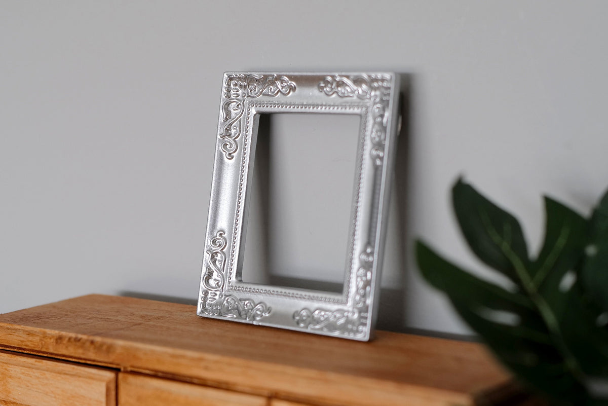 1:12 Scale Miniature Ornate Rectangular Picture Frame, 2-9/16 inch tall, DIY Dollhouse Supply (silver)