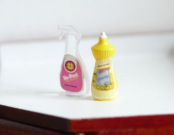 Miniature Detergent Bottles 1:12 Scale Dollhouse Kitchen Accessories Set of 2 - H022