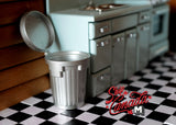 1:12 Dollhouse Supplies miniature metal garbage can D077