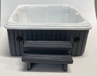 1:12 Dollhouse Miniature Hot Tub Jacuzzi with Side Steps - I001