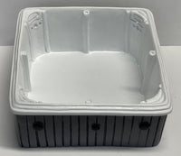 1:12 Dollhouse Miniature Hot Tub Jacuzzi with Side Steps - I001