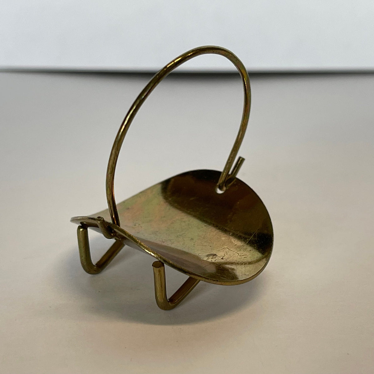 1:12 Scale Miniature Metal Log Holder with Arched Handle, 1-9/16 inch tall, DIY Dollhouse Supply (brass)