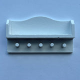 1:12 Dollhouse Supplies Miniature Wall Shelf with 5 Hangers (White) - D046
