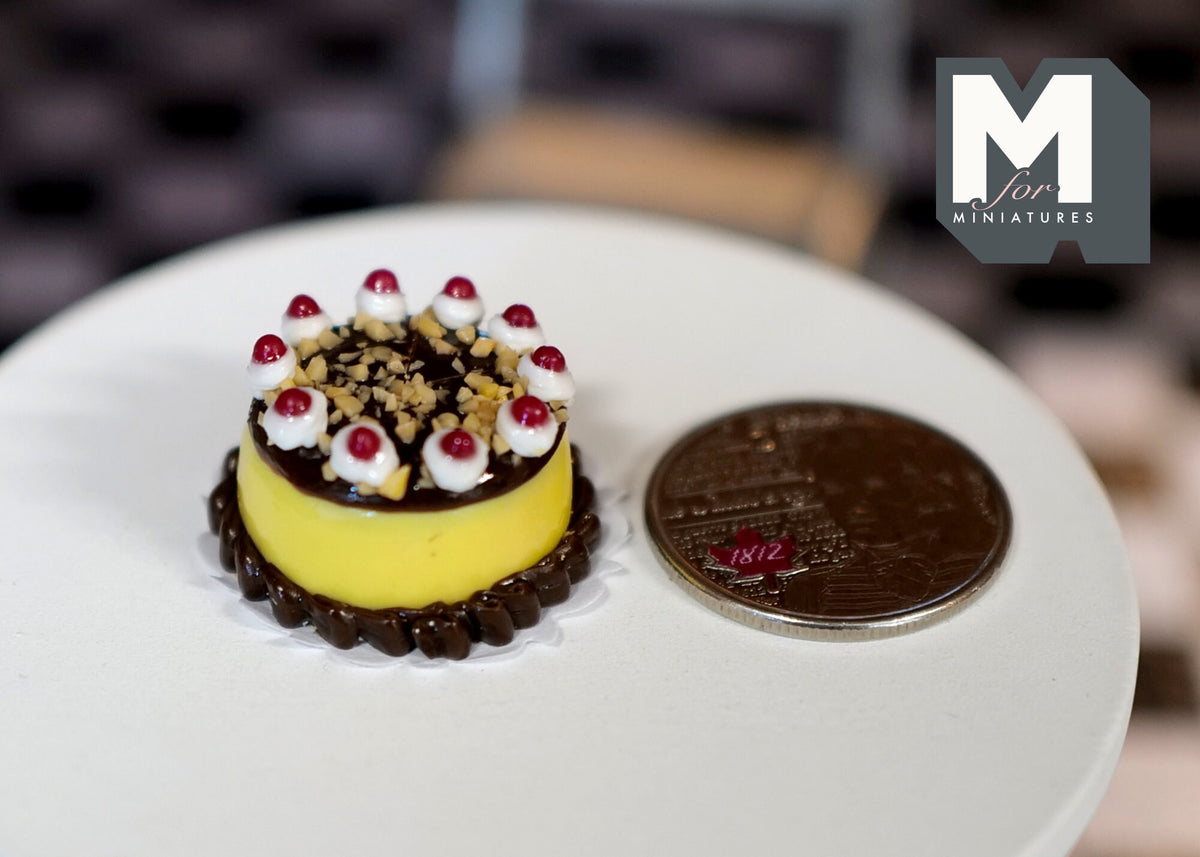 1:12 Scale Miniature Cherry and Chocolate Cake with Cream Rosettes, Slice Cut Out, 13/16 inch dia., DIY Dollhouse Supply
