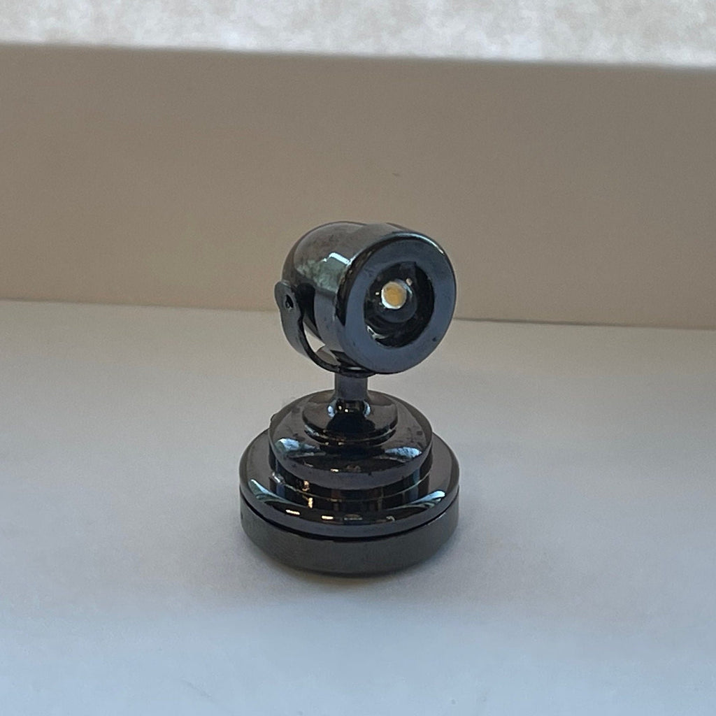 1:12 Scale Miniature LED Spotlight with On Off Switch, Battery Powered, 1-3/16 inch tall, DIY Dollhouse Supply (shiny black)