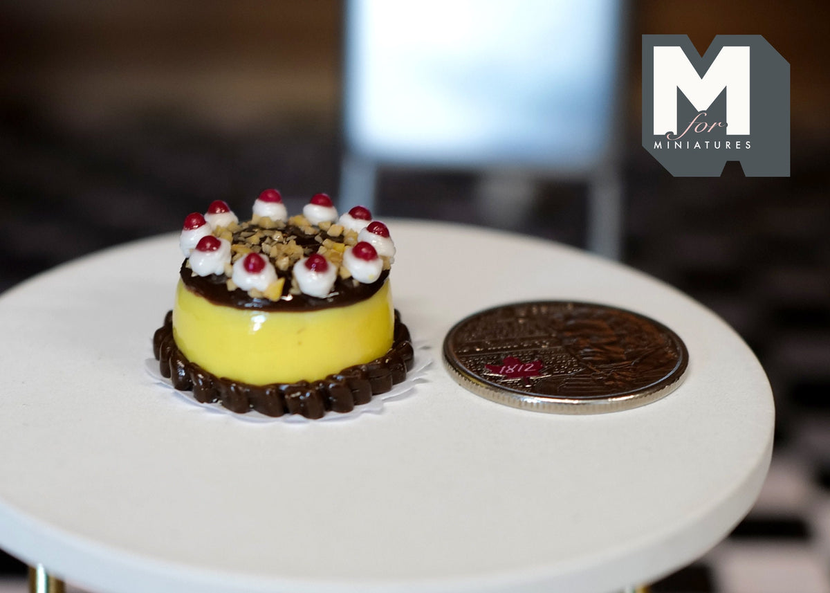 1:12 Scale Miniature Cherry and Chocolate Cake with Cream Rosettes, Slice Cut Out, 13/16 inch dia., DIY Dollhouse Supply