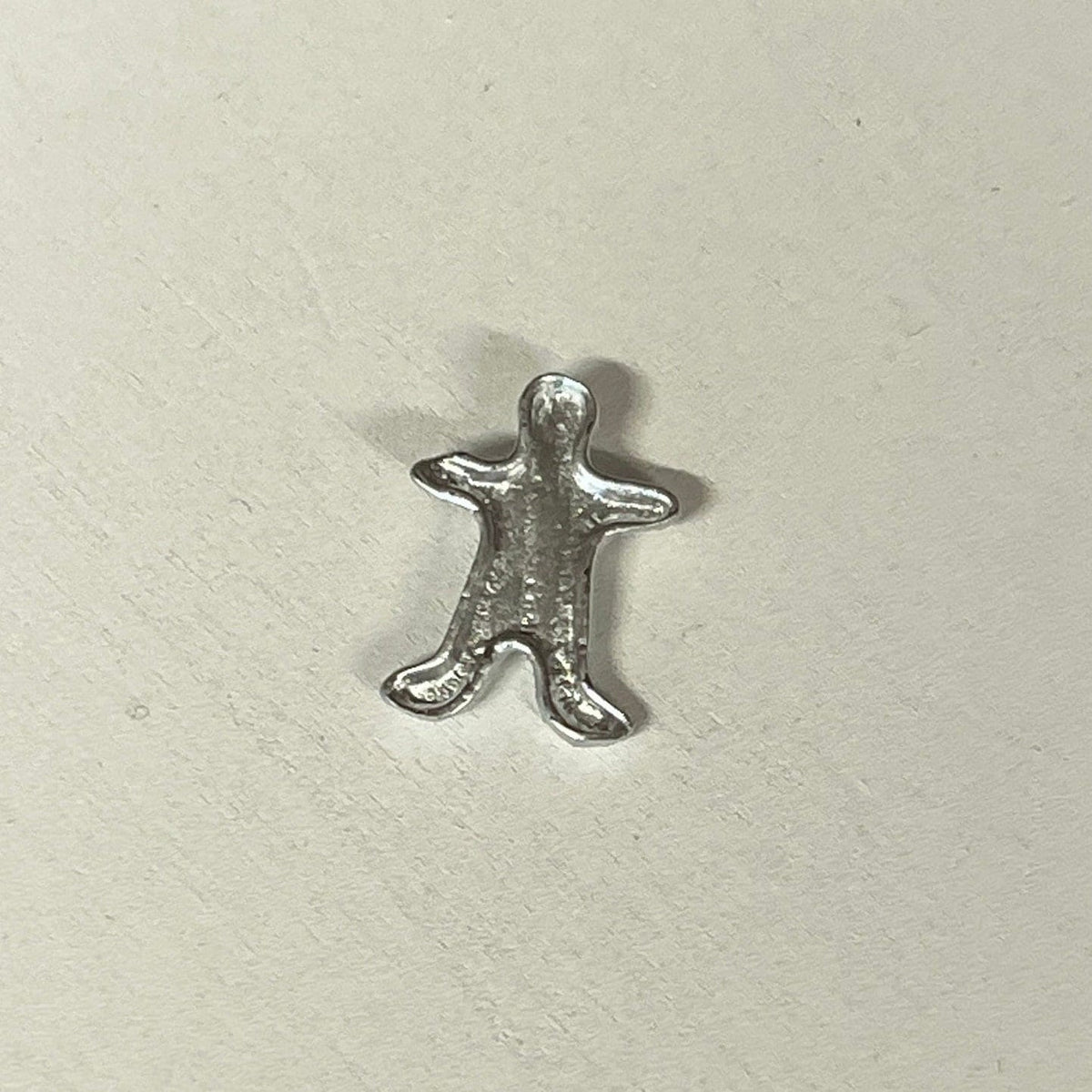 1:12 Scale Miniature Metal Santa Cookie Cutter, 11/16 inch tall, DIY Dollhouse Supply (silver)