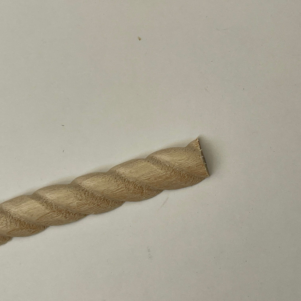 Miniature Twisted Rope Wood Baseboard Molding for Dollhouse Walls, 11-1/2 inch long