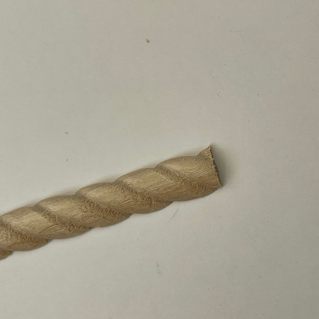Miniature Twisted Rope Wood Baseboard Molding for Dollhouse Walls, 18 inch long