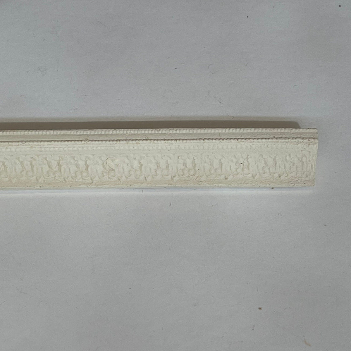 1:12 Scale Miniature Ornate Plaster Cornice Molding for Dollhouse Ceilings, 16-1/2 inch long
