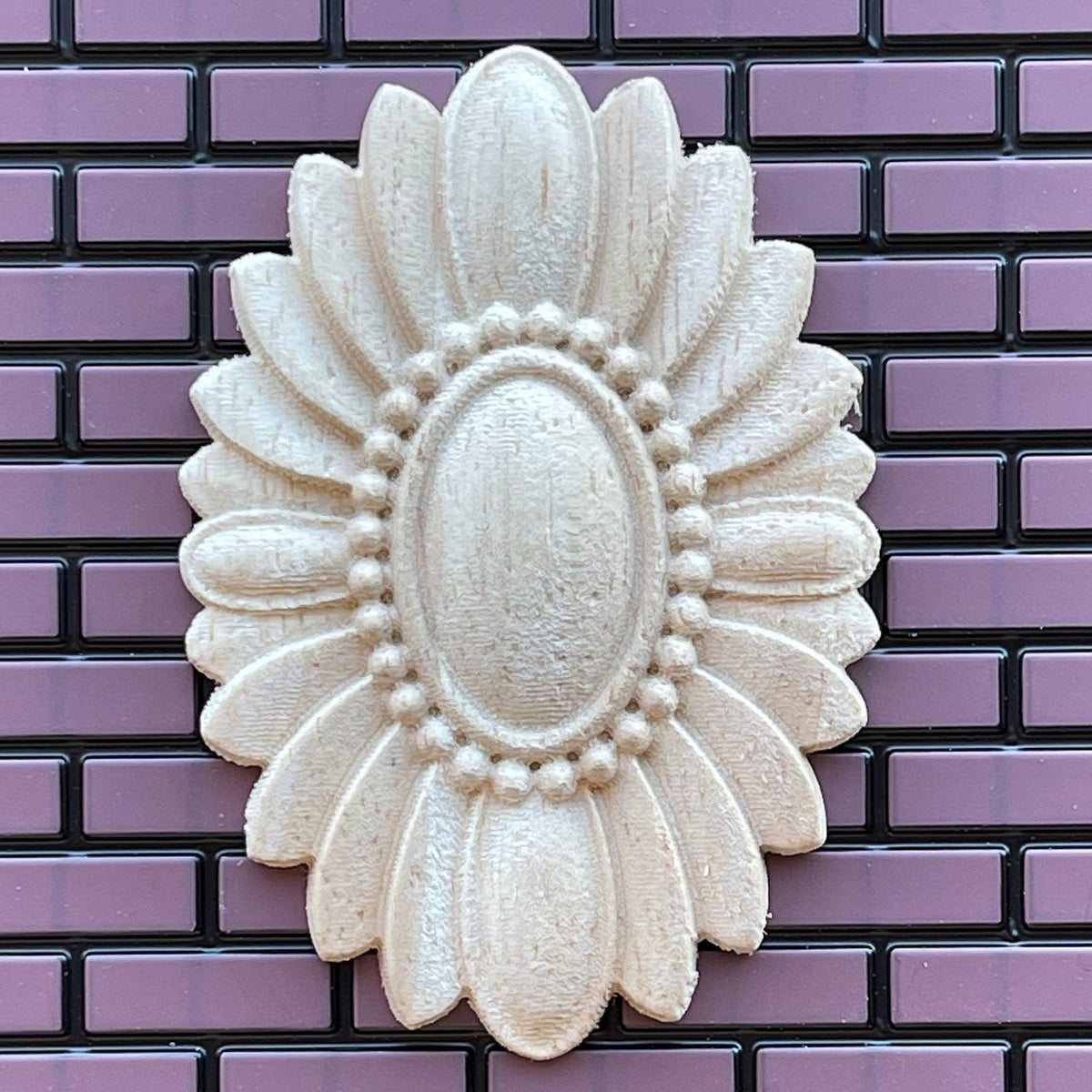 1:12 Scale Miniature Unfinished Dollhouse Oval Floral Ceiling Rose with Beaded Center, 2-3/4 inch long (Small)