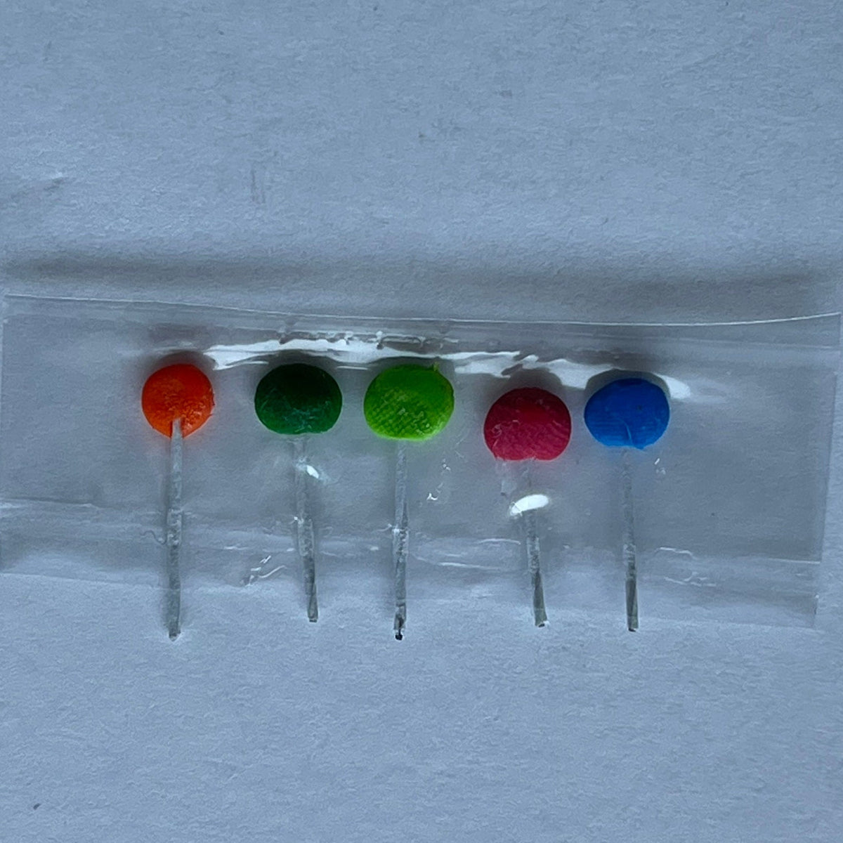 1:12 Scale Miniature Lollipops, Set of 5, 5/8 inch tall, DIY Dollhouse Supply (assorted colors)