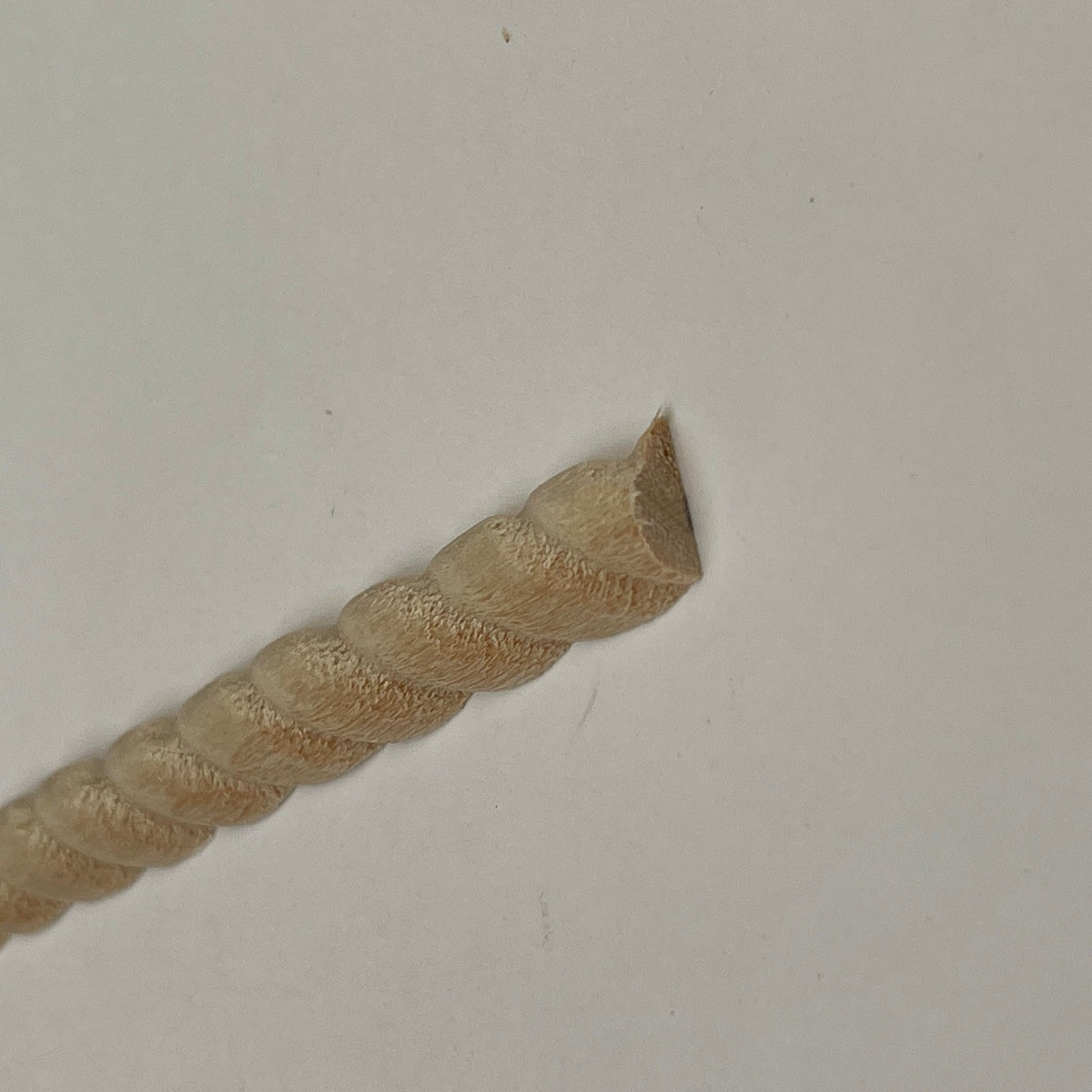 Miniature Twisted Rope Wood Baseboard Molding for Dollhouse Walls, 11-1/2 inch long