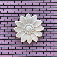 Miniature Leaf Ceiling Rose , Ceiling Medallions , Dollhouse Floral Ceiling Rose , Miniature Wall Flower Leaf - M - J051