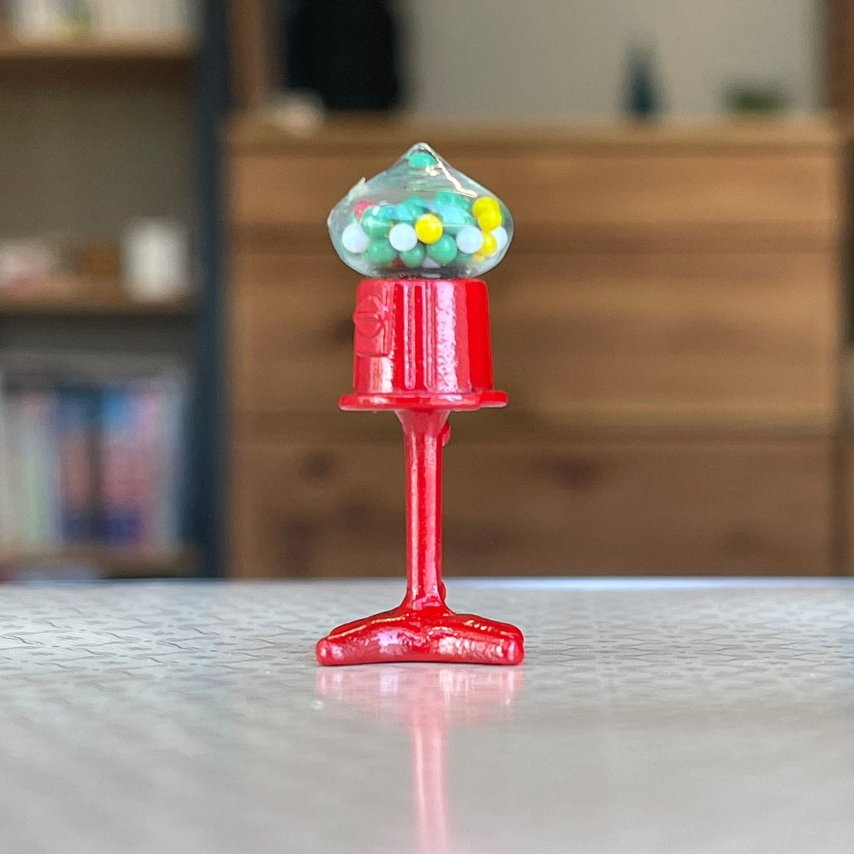 1:12 Scale Miniature Metal Tabletop Gumball Machine, 1-1/2 inch tall, DIY Dollhouse Supply (red)