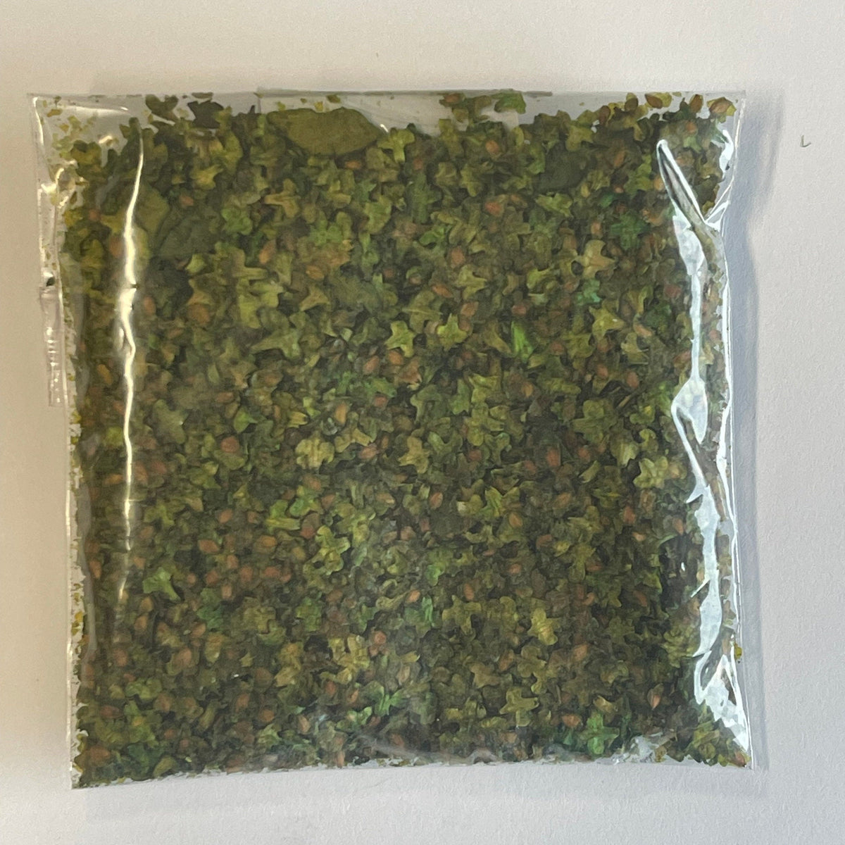 1:12 Scale Miniature Mixed Foliage Tree Leaves in a Bag, 6.5 sq inch Coverage, Dollhouse Craft Supply (color E)