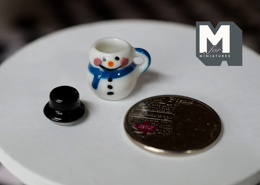1:12 scale Dollhouse Supplies Miniature Christmas Snowman Mug, Dolls House hot drink, miniature cup G071