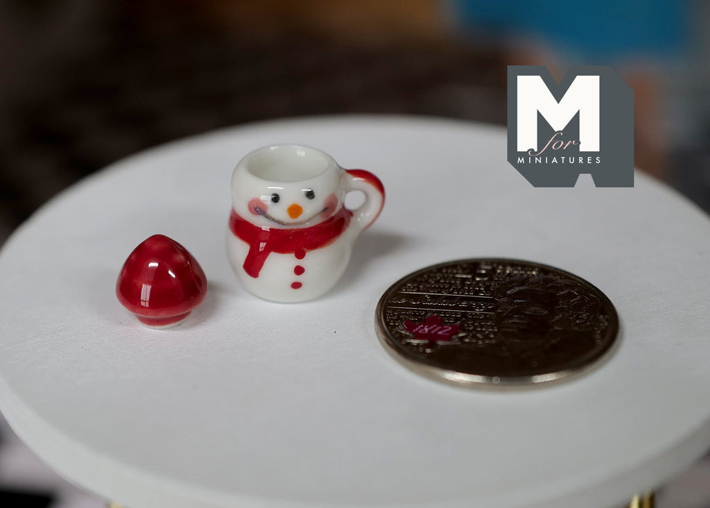 1:12 scale Dollhouse Supplies Miniature Christmas Snowman Mug, Dolls House hot drink, miniature cup G071