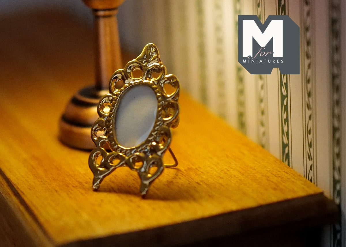 Dollhouse Supplies miniature photo frame dolls house photo 1 12th scale miniature - B053