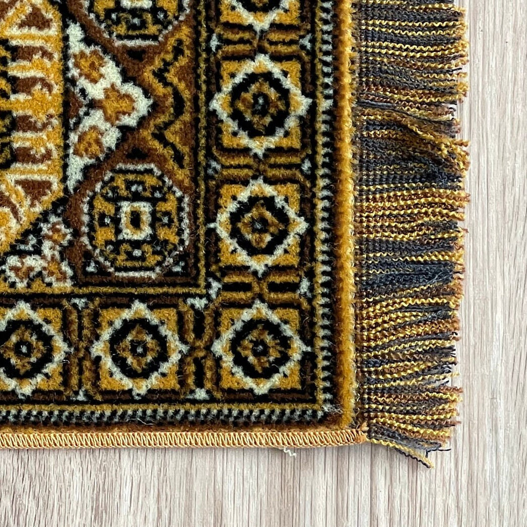 Dollhouse Miniature Large Size Area Rug , Real Wool Carpet 15" x 9"