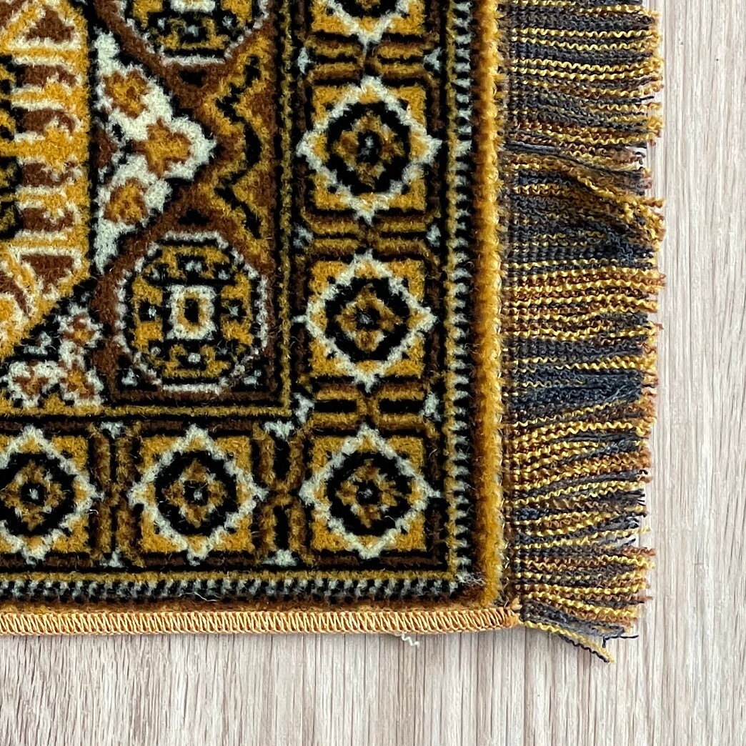 Dollhouse Miniature Large Size Area Rug , Real Wool Carpet 15" x 9"