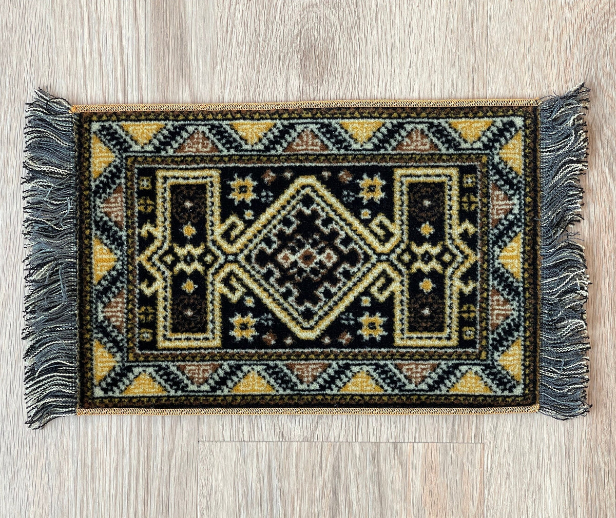 Dollhouse Miniature Large Size Area Rug , Real Wool Carpet 15" x 9" - Z8
