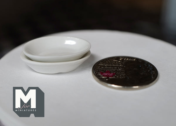 Miniature Ceramic Oval Plates Set of 2 1:12 Scale Dollhouse Tableware (white) - A074