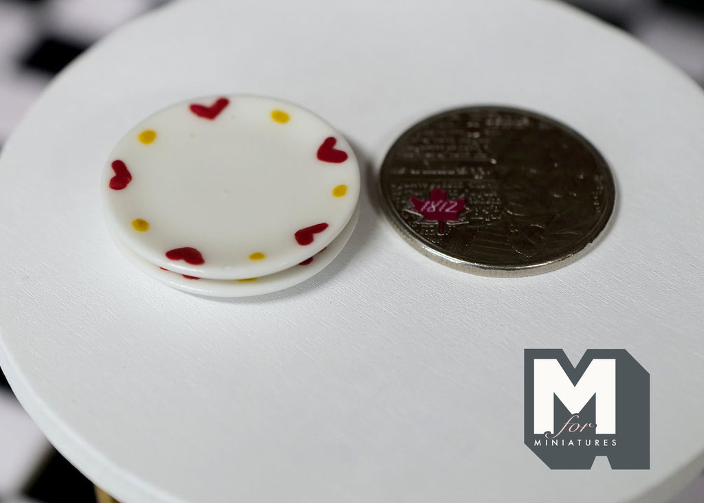 1:12 Dollhouse Supplies Miniature Plate set of 2 - A075