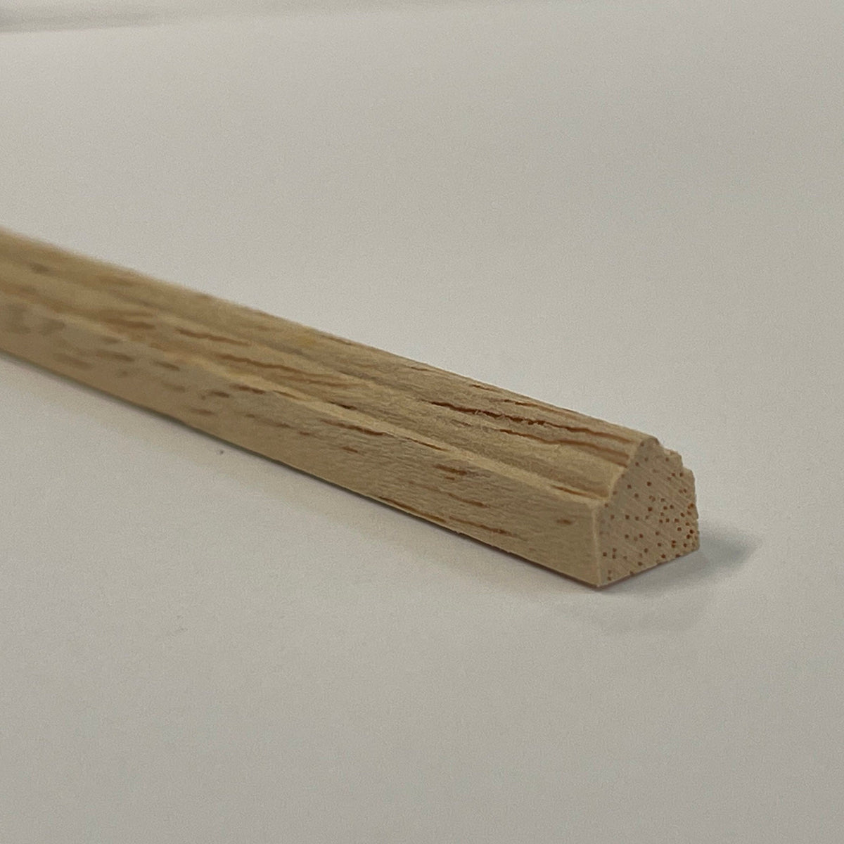 1:12 Scale Miniature Dollhouse Handrail with Peaked Top, 12 inch long