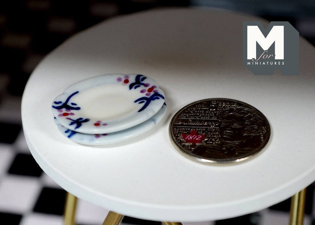 1:12 Dollhouse Supplies Miniature Plate set of 2 - A075