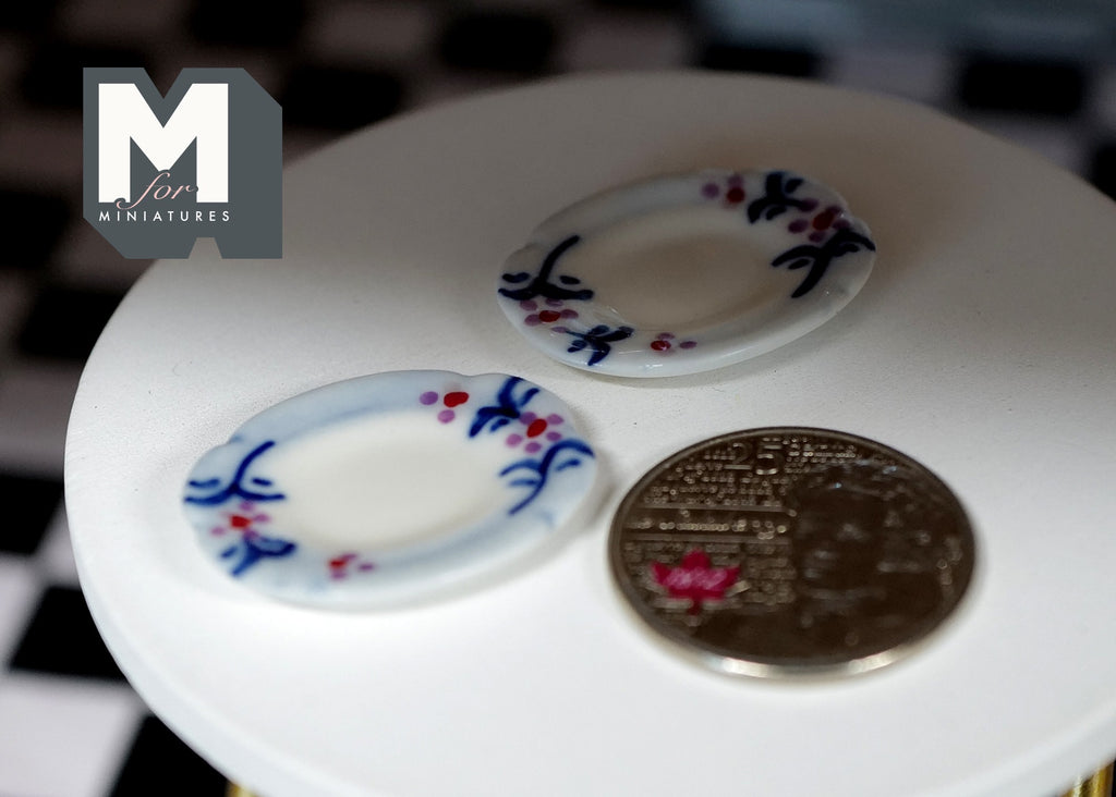 1:12 Dollhouse Supplies Miniature Plate set of 2 - A075
