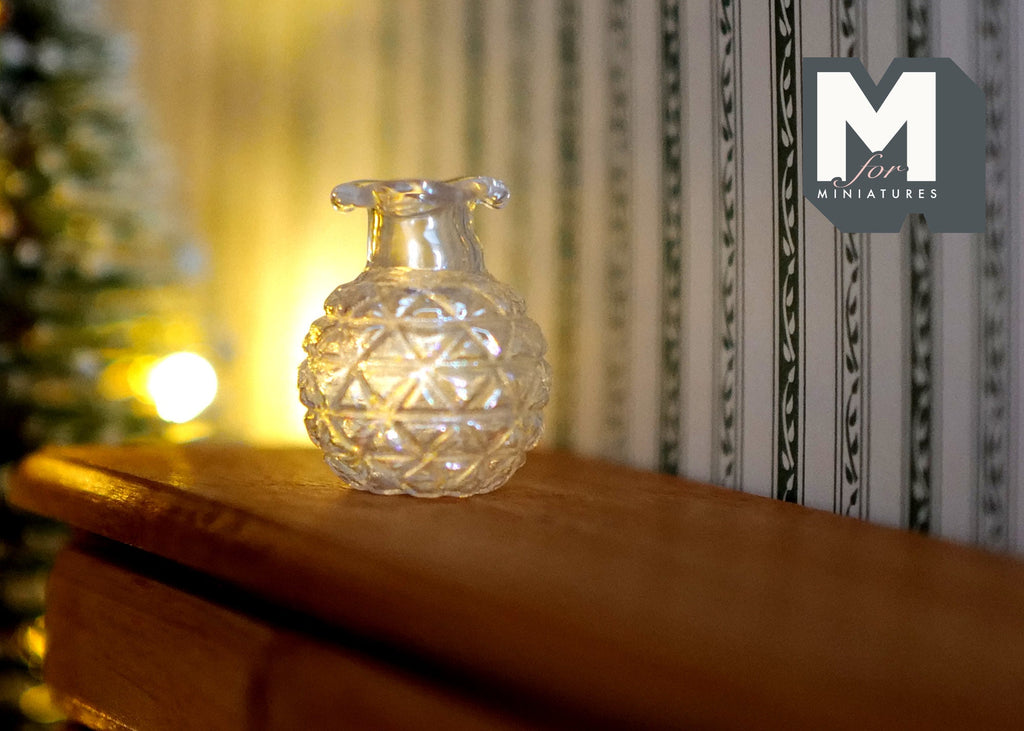 1:12 Scale Dollhouse Miniature Scalloped Edge Glass Vase  - A100
