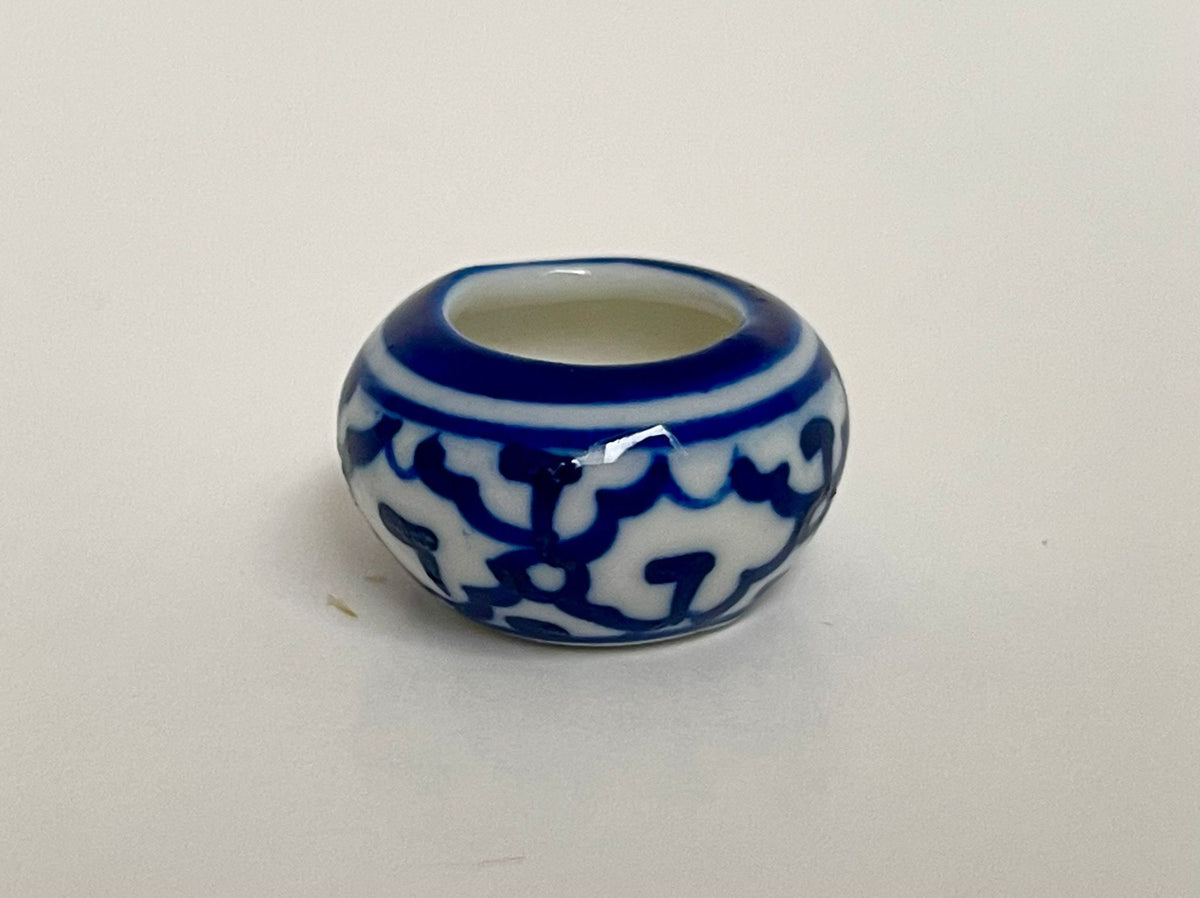 1:12 Scale Miniature Ceramic Flower Pot, Round with Floral Pattern, 3/8 inch tall, DIY Dollhouse Supply (blue and white)