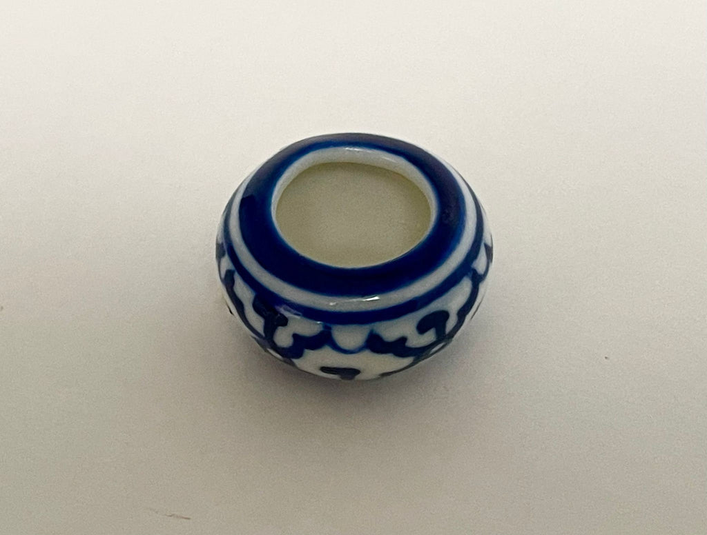 1:12 Scale Miniature Ceramic Flower Pot, Round with Floral Pattern, 3/8 inch tall, DIY Dollhouse Supply (blue and white)