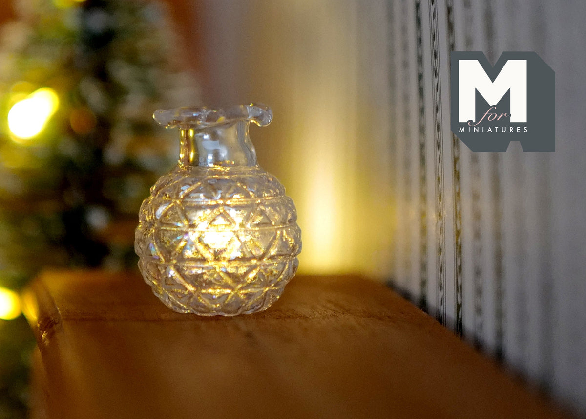 1:12 Scale Dollhouse Miniature Scalloped Edge Glass Vase  - A100