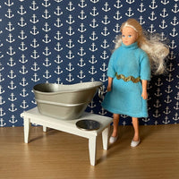 1:12 Miniature Metal Small Bathtub , Dollhouse Bathtub - F023