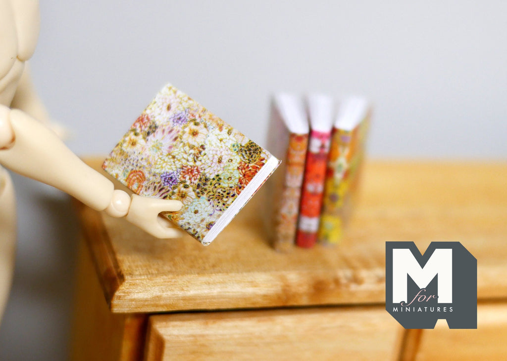 1:12 Dollhouse Supplies miniature Book set of 4 (can open) C035