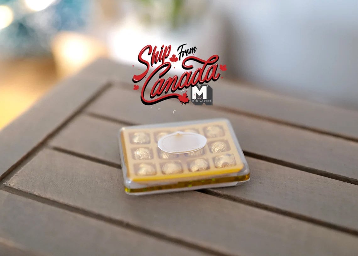 1:12 Scale Miniature Box of Chocolates with Clear Lid, 1-1/16 inch long, DIY Dollhouse Supply (gold)