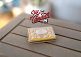 1:12 Dollhouse Supplies miniature Box of Chocolates - E019