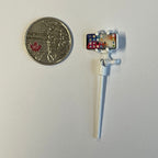 1/12スケール ミニチュア金属製自撮り棒（スマートフォン付き）、2個セット、高さ約5.4cm、ドールハウスDIY素材（ホワイト）