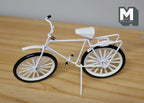 1:12 Miniature Metal Leisure Bicycle White and Black Bike with Fixed Handlebars and Pedals - G097