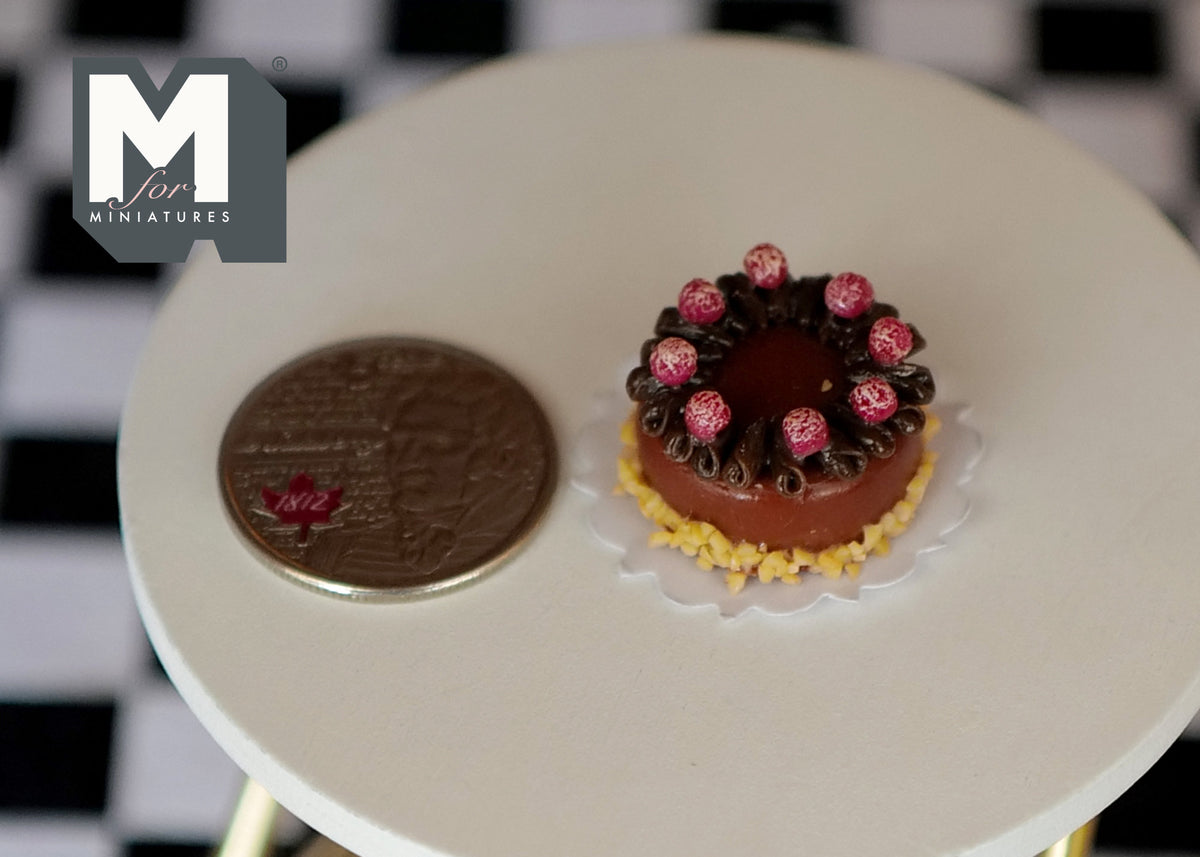 1:12 scale Dollhouse Supplies miniature Cherry and Chocolate Cake E012