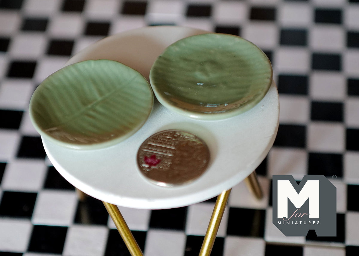 1:12 Dollhouse Supplies Miniature Plate set of 2 - A074