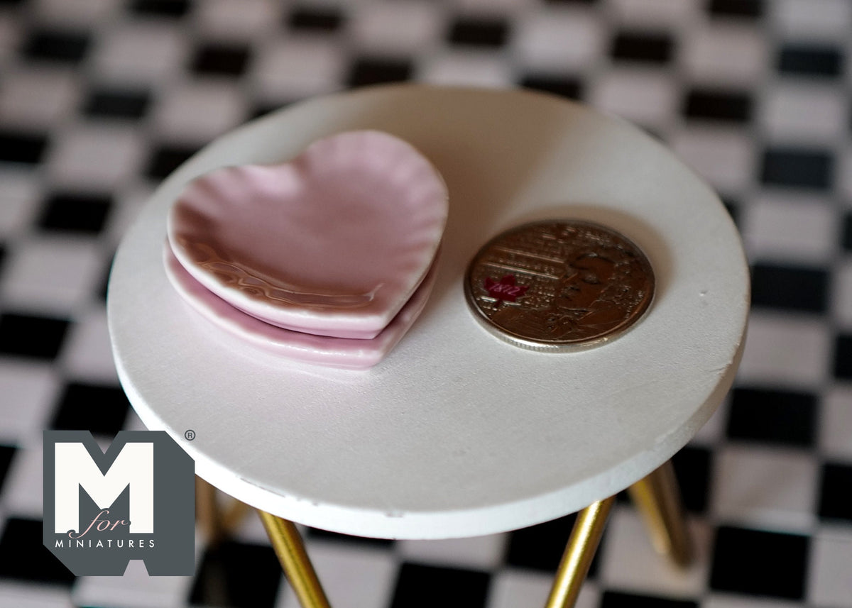 1:12 Scale Miniature Ceramic Heart Shaped Plates, Wavy Edge, Set of 2, 1-3/8 inch wide, DIY Dollhouse Supply (pink)