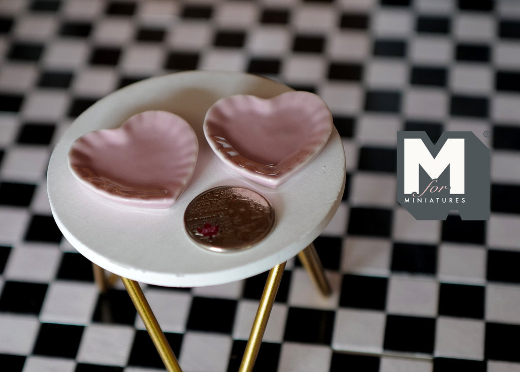 1:12 Scale Miniature Ceramic Heart Shaped Plates, Wavy Edge, Set of 2, 1-3/8 inch wide, DIY Dollhouse Supply (pink)