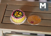 1:12 scale Dollhouse miniature Fruit Cake / Raspberry, Blueberry, Grape, Mango on top E011